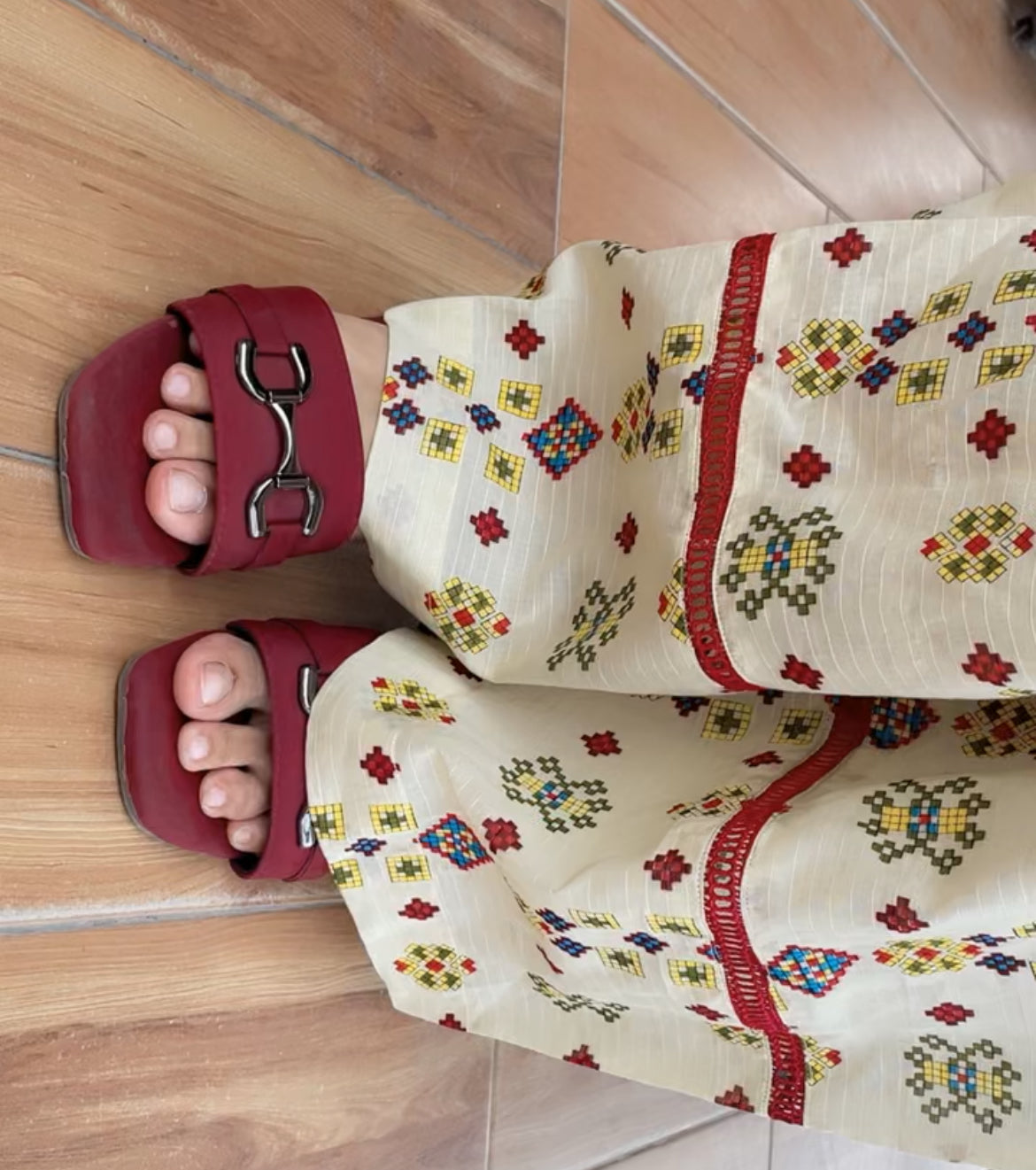 Butter yellow 3 piece with maroon dupta