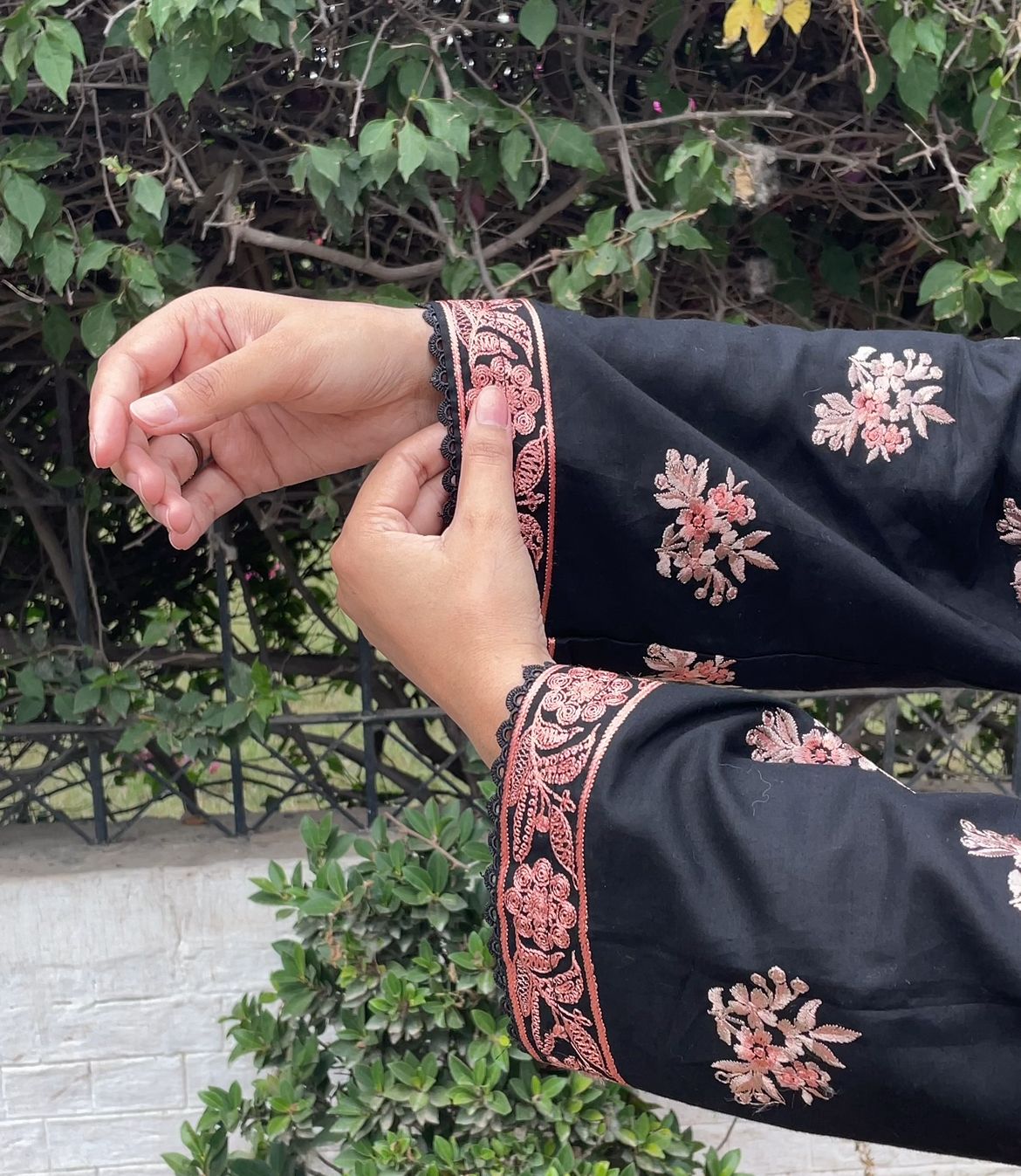Midnight Noir Premium Lawn Embroidered 3PC Suit – Elegant Floral Design