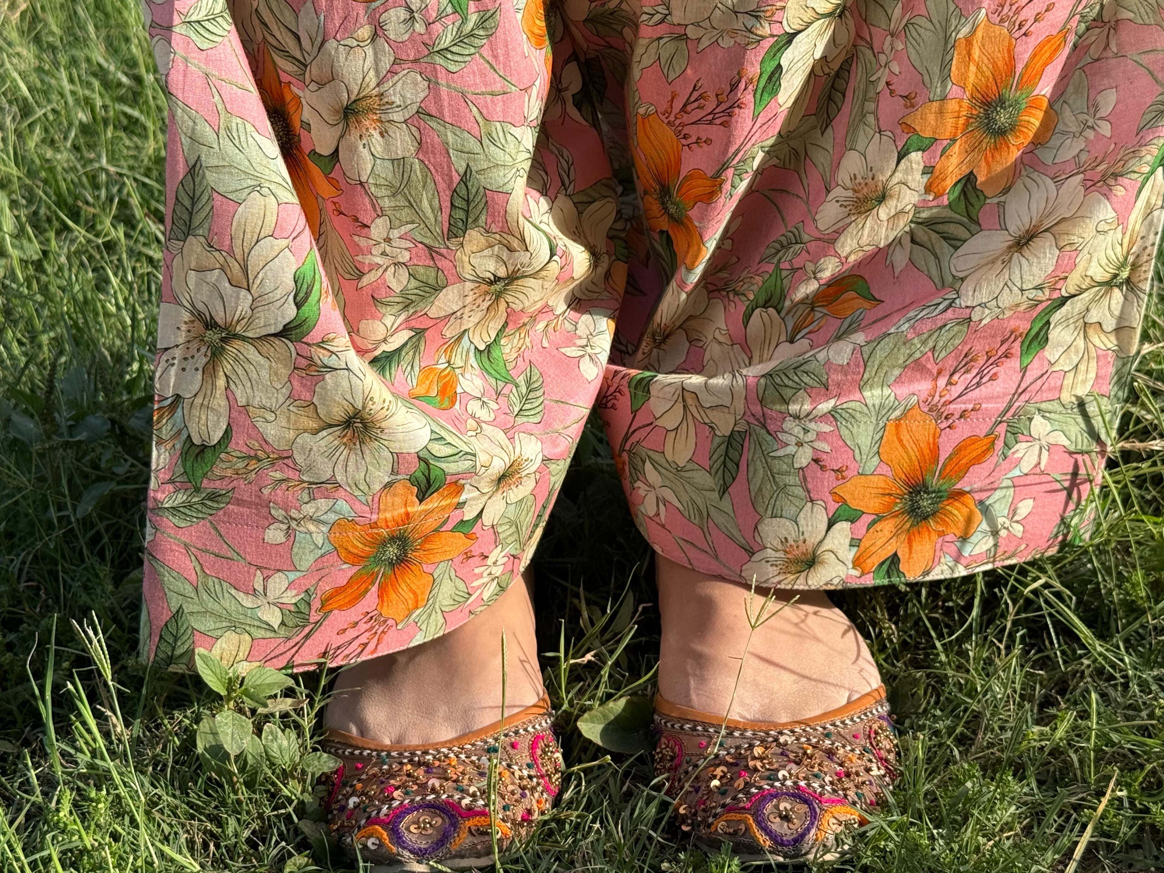 Pink Floral Farshi Shalwar Kameez Set – Elegant Traditional Summer Outfit