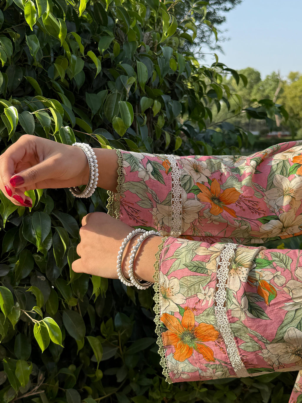 Pink Floral Farshi Shalwar Kameez Set – Elegant Traditional Summer Outfit